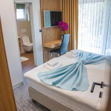 Lohovo Bukva Otoka (Bihac)